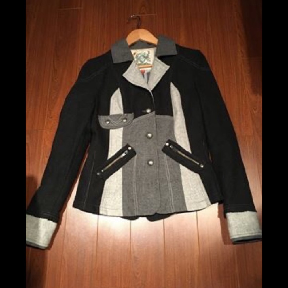 Not the Same Womens Blazer (Size 38)